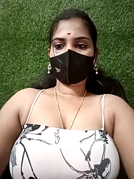 Nithyatamil live sex cam