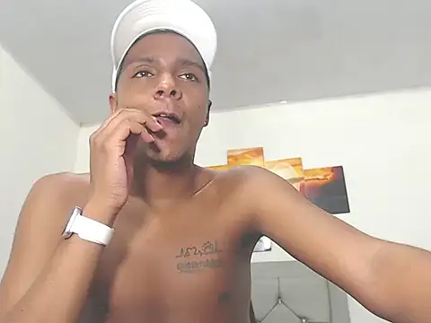 hotboyluxe's cam snapshot