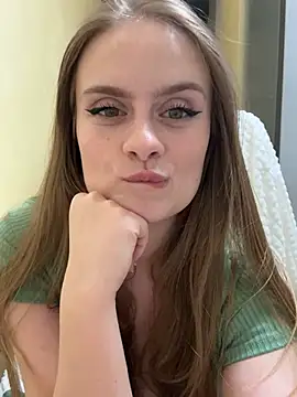 SophiaSweet_'s cam snapshot