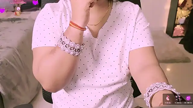 Khaleesiiii's cam snapshot