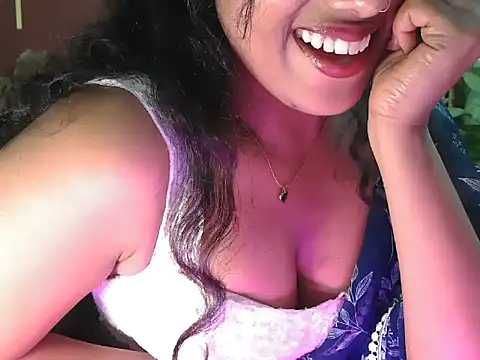 shaalu_sharma's cam snapshot