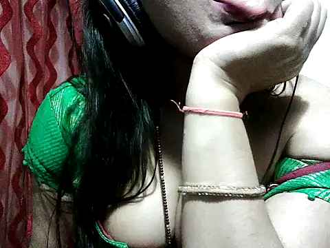 RukminiNew's cam snapshot