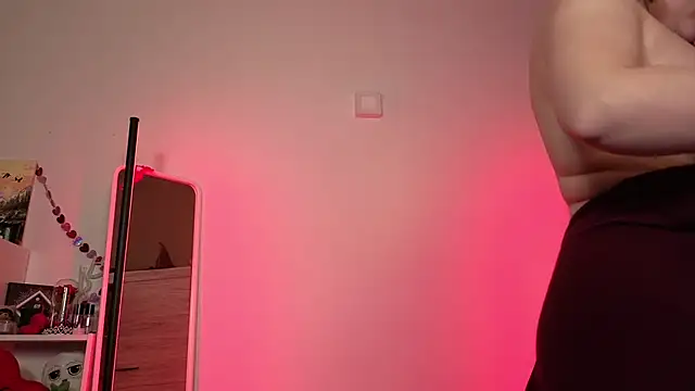 TinniAngel live sex cam