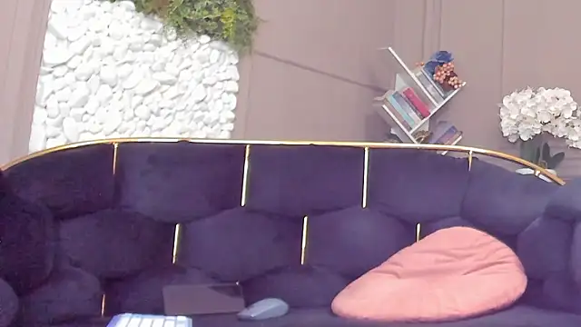 Deliciouslips live sex cam