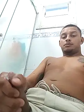 emrehliug12 live sex cam