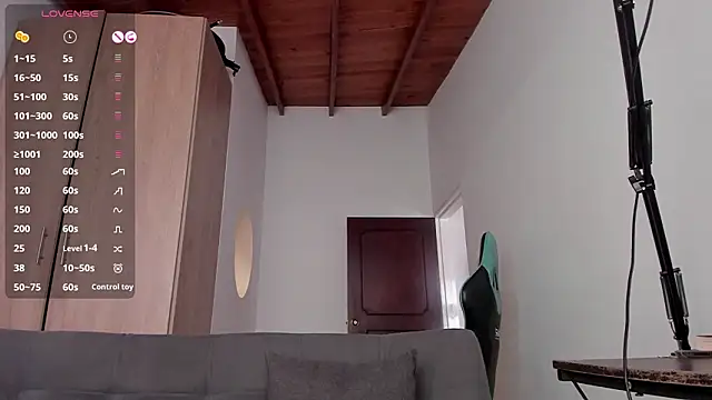 LeaneSeb live sex cam