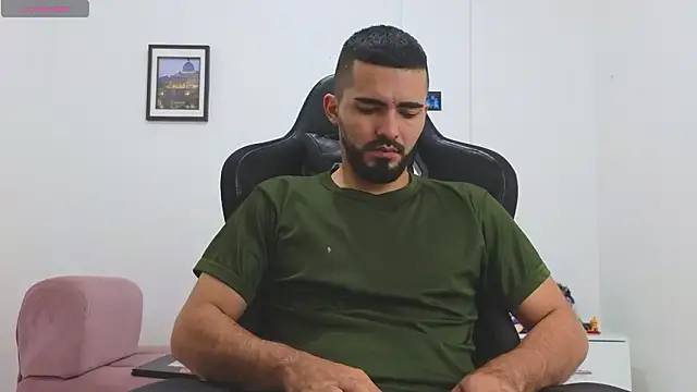 Massimoo_07 live sex cam