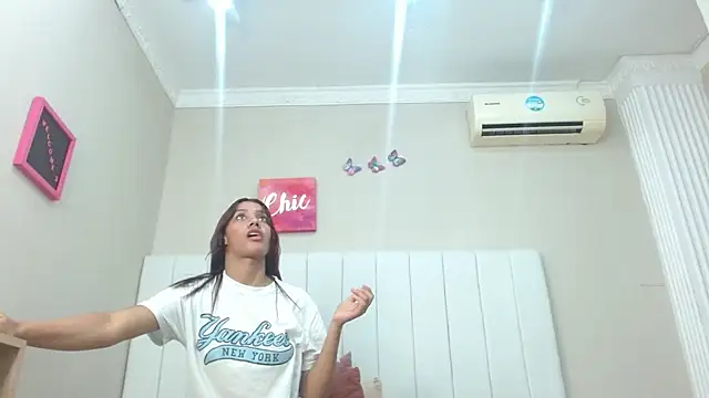 noir_fantasy's cam snapshot