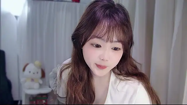 YUANYUAN-A live sex cam