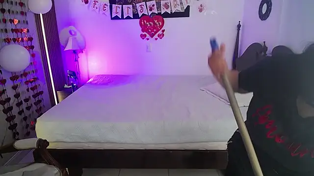 _Miaaleon live sex cam