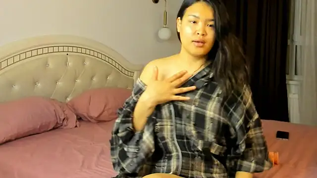 luna_yum's cam snapshot