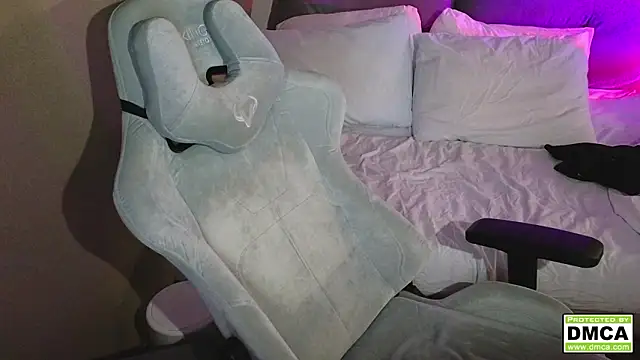 cute_thomas live sex cam