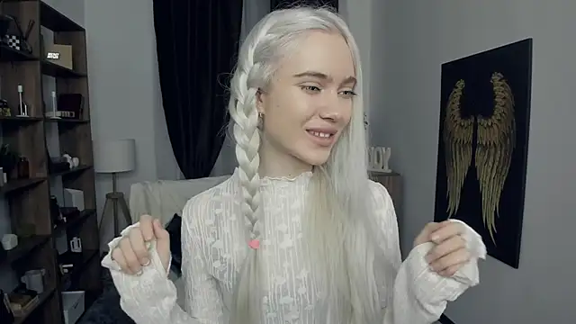 KristalCrowner's cam snapshot