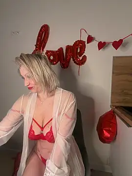 Elle_Milfa live sex cam