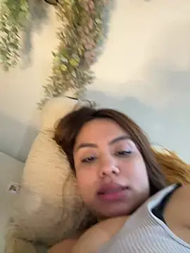 valeria2019hot live sex cam