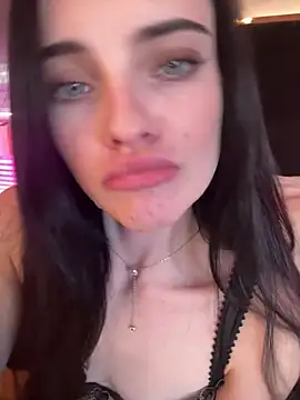 KarissaChantelle live sex cam