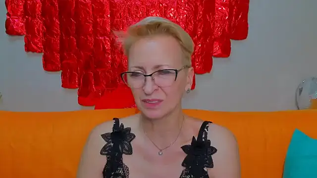 iamyourdream89's cam snapshot