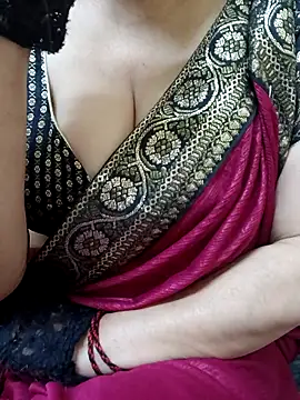 Ratna-777 live sex cam