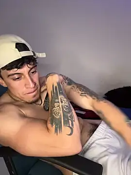 strongboy_ live sex cam
