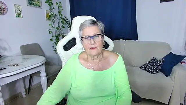 Selenna57 live sex cam