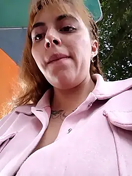 ISABELLA-01_ live sex cam