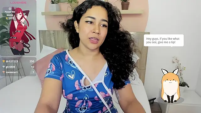 rossie_lanie_'s cam snapshot