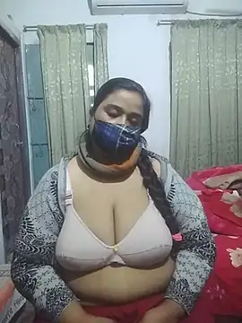 momo_loves's cam snapshot