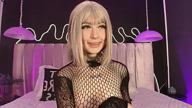 Zhally_Dee's cam snapshot