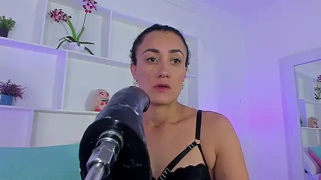 Jenifer_Diaz's cam snapshot