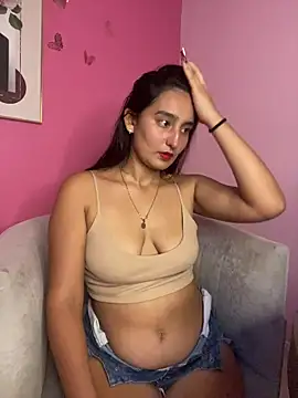 -BabyLuna's cam snapshot