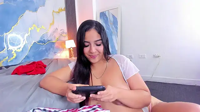 Kylieandjhonny live sex cam