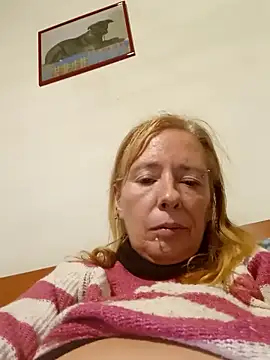 Ladykiss833 live sex cam