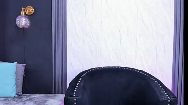 Alison_bellee's cam snapshot