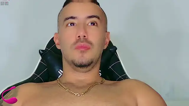 steven_med25 live sex cam