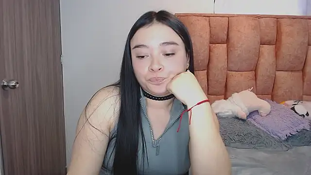 nahia__2 live sex cam