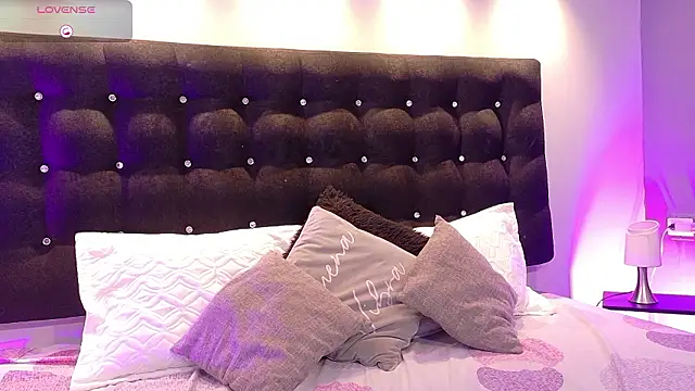 Aitana_Oliveira's cam snapshot