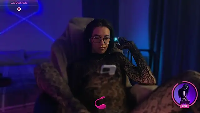 Katy_Kar's cam snapshot