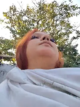 Dara_Bell's cam snapshot