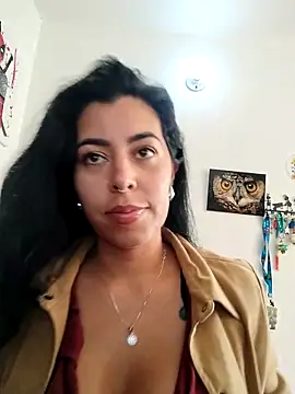 Luianna's cam snapshot