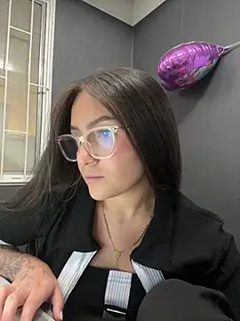 Alyha_Cortes's cam snapshot