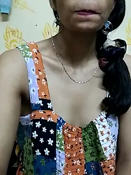 Rani_janam_'s cam snapshot