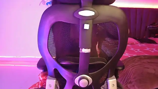 Komalika24's cam snapshot