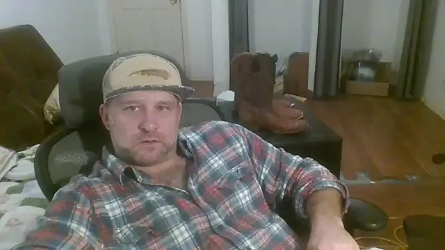 poundyouout69's cam snapshot