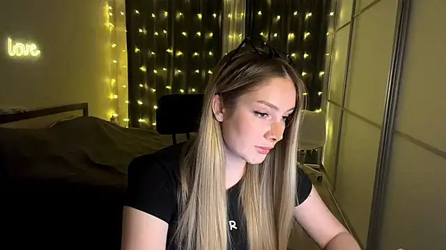 DanOstertag's cam snapshot