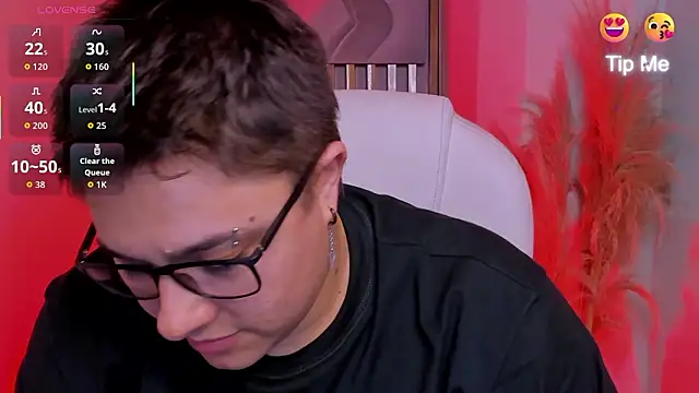 IanGilbert live sex cam