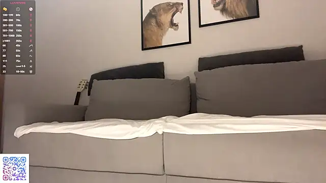 PetulaGunton live sex cam