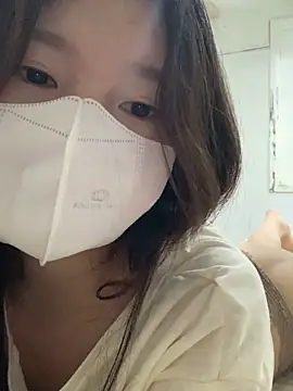 Rin-yiyi live sex cam