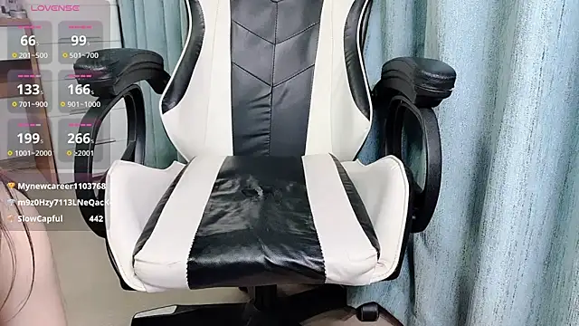 LuLu-lll live sex cam