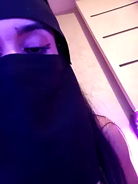 rremase_monroee76's cam snapshot