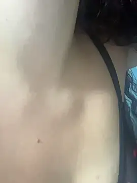 mila_bloom_'s cam snapshot